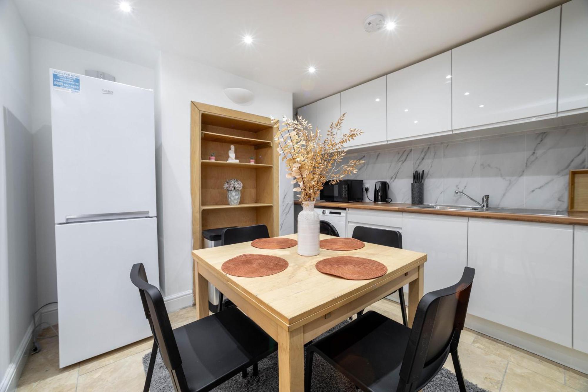 3 Bedroom House In Notting Hill Лондон Экстерьер фото