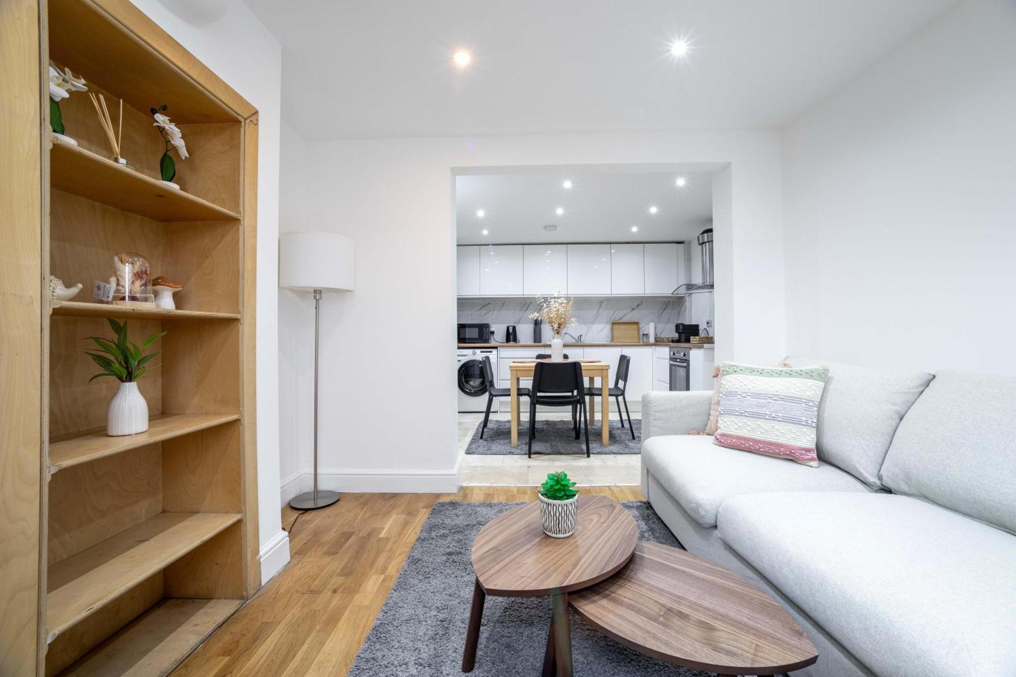 3 Bedroom House In Notting Hill Лондон Экстерьер фото